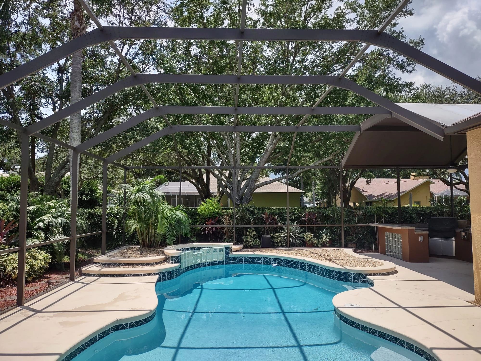 How we Paint & Restore your Pool Cage Important Step for Prep...